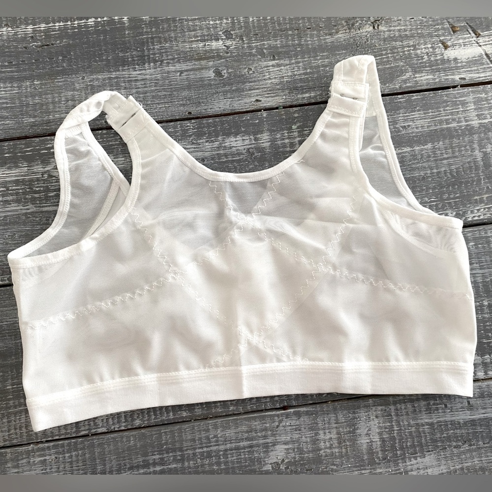 NWOT woman’s 3x bra